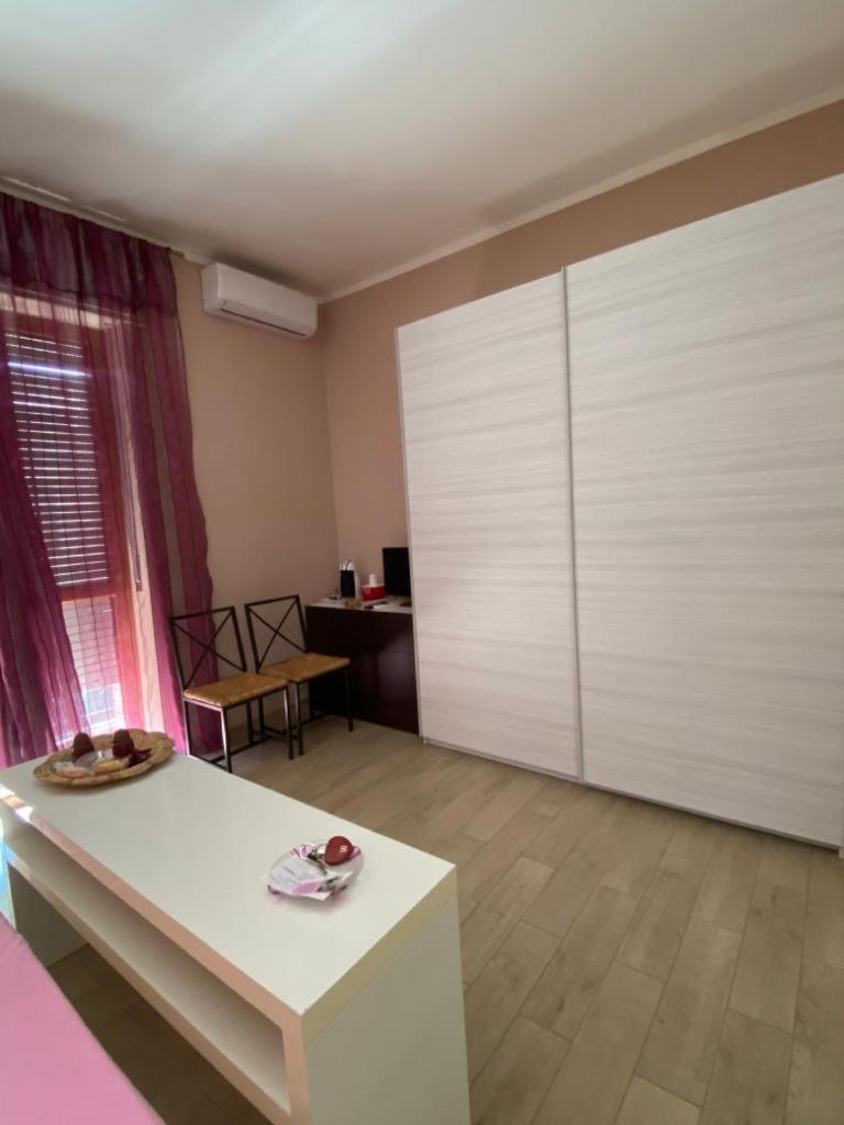 Hotel Casa Delle Orchidee Alba  Habitación foto
